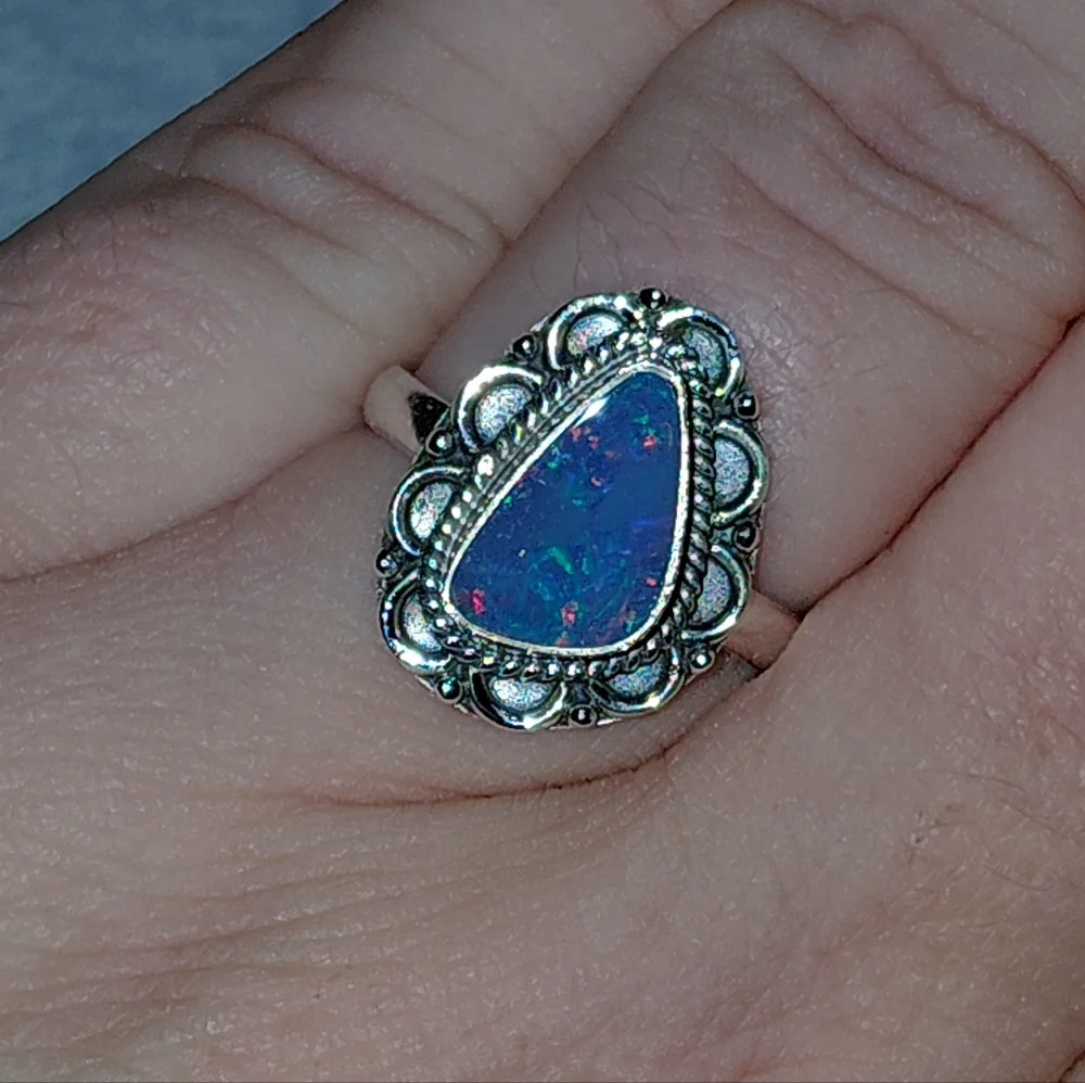 Elegant Australian Opal Silver Ring Size 7.5
